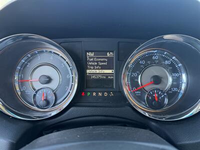 2015 Chrysler Town & Country Touring   - Photo 12 - Lafayette, IN 47905