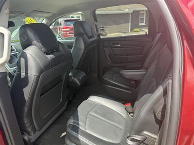 2015 GMC Acadia SLE-2   - Photo 9 - Lafayette, IN 47905