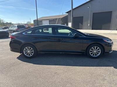 2019 Hyundai SONATA SE   - Photo 8 - Lafayette, IN 47905