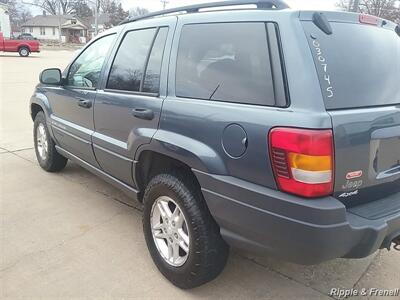 2003 Jeep Grand Cherokee Laredo   - Photo 7 - Davenport, IA 52802