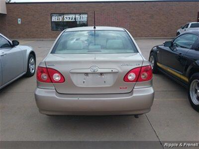 2005 Toyota Corolla CE   - Photo 5 - Davenport, IA 52802