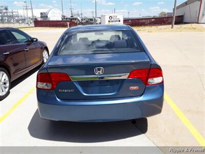 2009 Honda Civic LX-S   - Photo 8 - Davenport, IA 52802