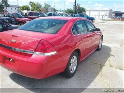 2010 Chevrolet Impala LT   - Photo 6 - Davenport, IA 52802