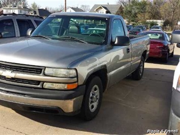 2002 Chevrolet Silverado 1500   - Photo 2 - Davenport, IA 52802