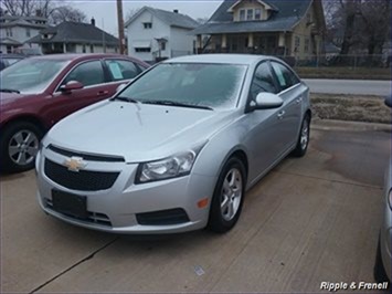 2014 Chevrolet Cruze 1LT Auto   - Photo 1 - Davenport, IA 52802