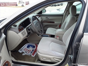 2006 Buick LaCrosse CX   - Photo 12 - Davenport, IA 52802