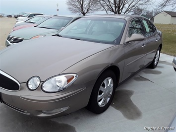 2006 Buick LaCrosse CX   - Photo 4 - Davenport, IA 52802