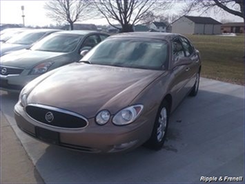 2006 Buick LaCrosse CX   - Photo 3 - Davenport, IA 52802