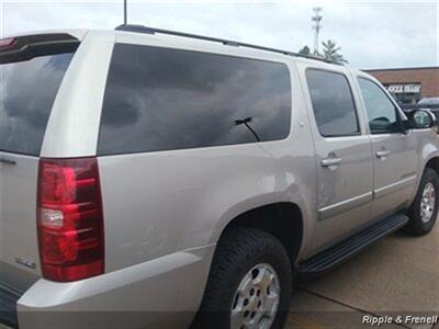 2008 Chevrolet Suburban LT 1500   - Photo 6 - Davenport, IA 52802