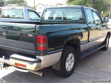 1996 Dodge Ram 1500 Laramie SLT   - Photo 5 - Davenport, IA 52802