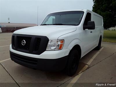 2017 Nissan NV 2500 HD SL   - Photo 3 - Davenport, IA 52802