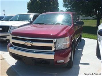 2007 Chevrolet Silverado 1500 LTZ LTZ 4dr Crew Cab   - Photo 1 - Davenport, IA 52802