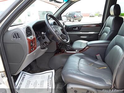 2002 GMC Envoy SLT   - Photo 11 - Davenport, IA 52802