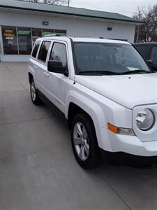 2011 Jeep Patriot Latitude X   - Photo 4 - Davenport, IA 52802