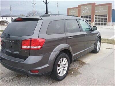 2015 Dodge Journey SXT   - Photo 6 - Silvis, IL 61282