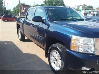 2009 Chevrolet Silverado 1500 LTZ   - Photo 4 - Davenport, IA 52802