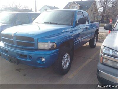 2001 Dodge Ram 1500 SLT 4dr Quad Cab SLT   - Photo 3 - Davenport, IA 52802