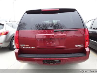 2010 GMC Yukon SLT 1500   - Photo 10 - Davenport, IA 52802