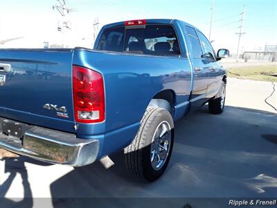 2005 Dodge Ram 1500 SLT 4dr Quad Cab SLT   - Photo 9 - Davenport, IA 52802