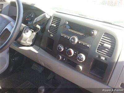 2012 Chevrolet Silverado 1500 Work Truck   - Photo 11 - De Witt, IA 52742