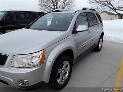 2007 Pontiac Torrent   - Photo 3 - Davenport, IA 52802