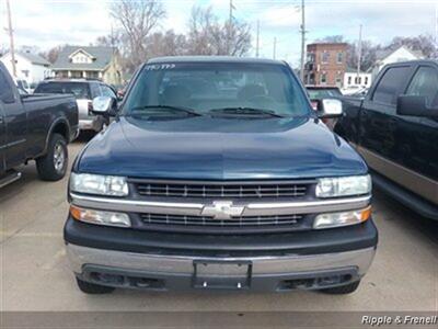 1999 Chevrolet Silverado 2500 LS 3dr LS   - Photo 1 - Davenport, IA 52802