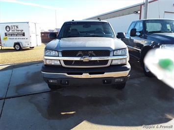2003 Chevrolet Silverado 1500 LS 4dr Extended Cab LS   - Photo 1 - Davenport, IA 52802