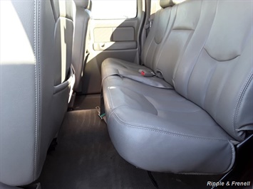 2003 Chevrolet Silverado 1500 LS 4dr Extended Cab LS   - Photo 9 - Davenport, IA 52802