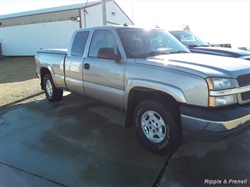 2003 Chevrolet Silverado 1500 LS 4dr Extended Cab LS   - Photo 7 - Davenport, IA 52802