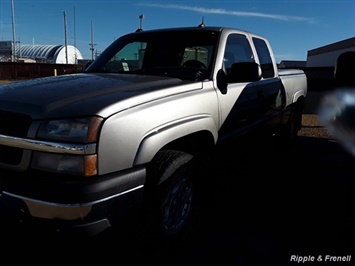 2003 Chevrolet Silverado 1500 LS 4dr Extended Cab LS   - Photo 3 - Davenport, IA 52802