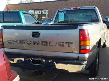 2002 Chevrolet Silverado 1500   - Photo 3 - Davenport, IA 52802