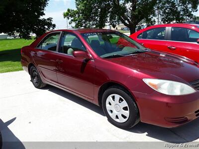 2002 Toyota Camry LE   - Photo 12 - Davenport, IA 52802