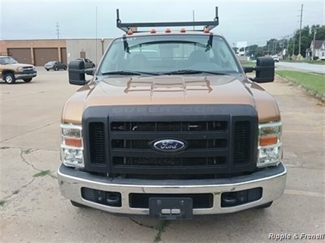 2008 Ford F-250 XL - Photo 1 - Davenport, IA 52802