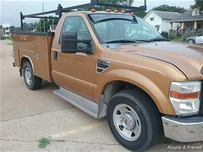2008 Ford F-250 XL   - Photo 4 - Davenport, IA 52802