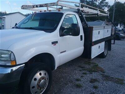 2004 Ford F-450 XL   - Photo 3 - Silvis, IL 61282
