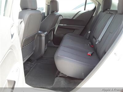 2014 Chevrolet Equinox LS   - Photo 6 - Davenport, IA 52802