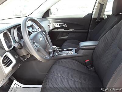 2014 Chevrolet Equinox LS   - Photo 4 - Davenport, IA 52802