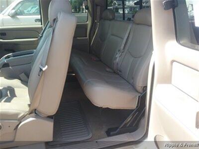 2006 Chevrolet Silverado 1500 LT3 LT3 4dr Extended Cab   - Photo 9 - Davenport, IA 52802
