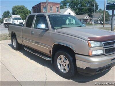 2006 Chevrolet Silverado 1500 LT3 LT3 4dr Extended Cab   - Photo 4 - Davenport, IA 52802