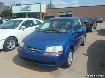 2004 Chevrolet Aveo Special Value   - Photo 1 - Davenport, IA 52802