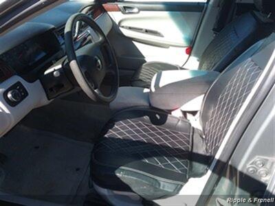 2008 Chevrolet Impala LS - Photo 8 - Davenport, IA 52802