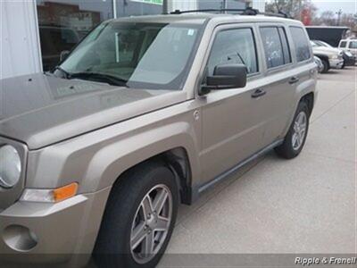 2007 Jeep Patriot Sport   - Photo 3 - Davenport, IA 52802