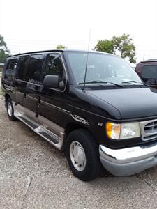 2001 Ford E-Series Van   - Photo 7 - Davenport, IA 52802