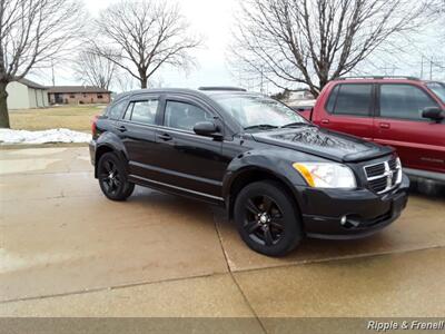 2011 Dodge Caliber SXT   - Photo 6 - Davenport, IA 52802