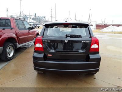 2011 Dodge Caliber SXT   - Photo 4 - Davenport, IA 52802