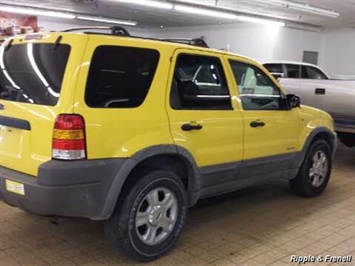 2001 Ford Escape XLT   - Photo 2 - Davenport, IA 52802