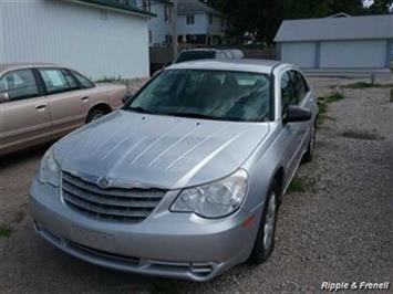 2008 Chrysler Sebring LX   - Photo 1 - Davenport, IA 52802