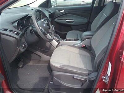 2013 Ford Escape SE   - Photo 8 - Davenport, IA 52802