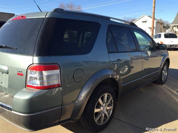 2008 Ford Taurus X SEL   - Photo 3 - Davenport, IA 52802