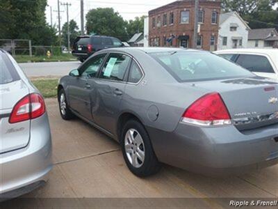 2007 Chevrolet Impala LS   - Photo 7 - Davenport, IA 52802